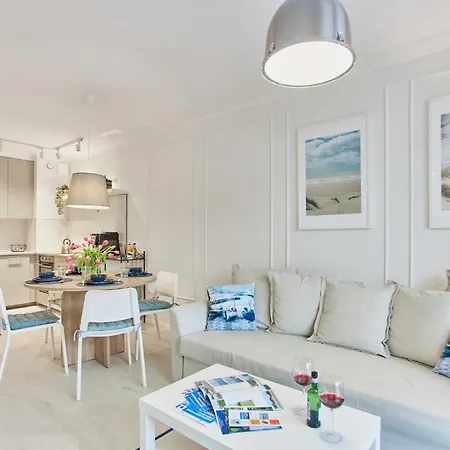Golden Hour Apartments- Odrowcow * Swinoujscie